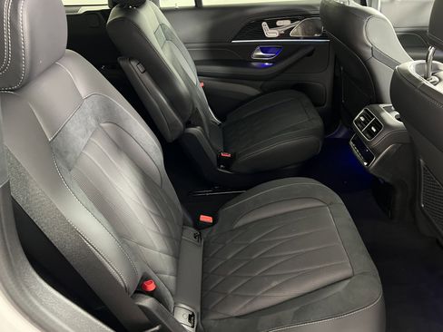 New 2025 Mercedes-Benz GLS 63 AMG 4MATIC image 25