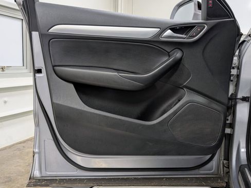 Used 2018 Audi Q3 2.0T Premium Plus w/ Premium Plus Package image 14