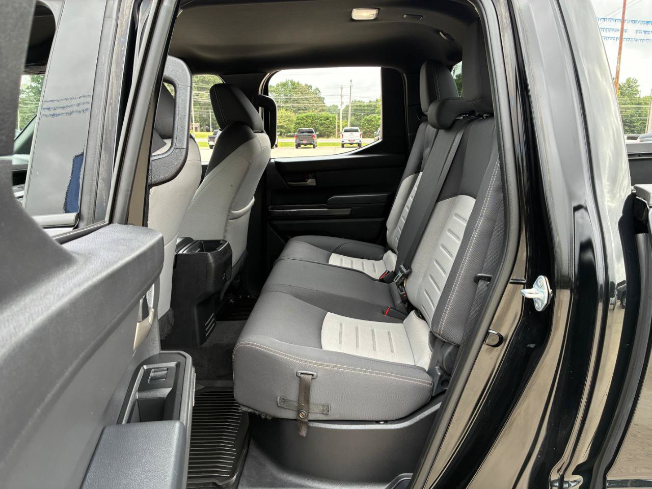 Used 2025 Toyota Tacoma TRD Sport AWD/4WD image 27