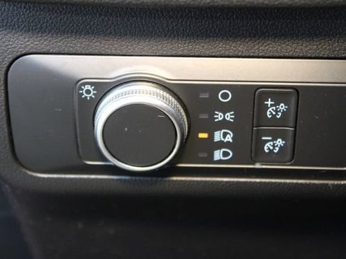 Used 2020 Ford Escape SE AWD/4WD image 19