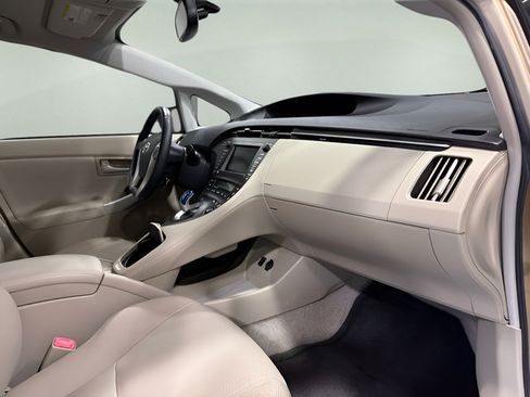Used 2010 Toyota Prius One FWD image 14
