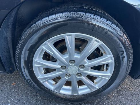 Used 2009 Buick Lucerne CX FWD image 12