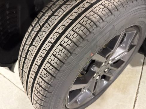 New 2025 Jeep Grand Cherokee Limited image 5