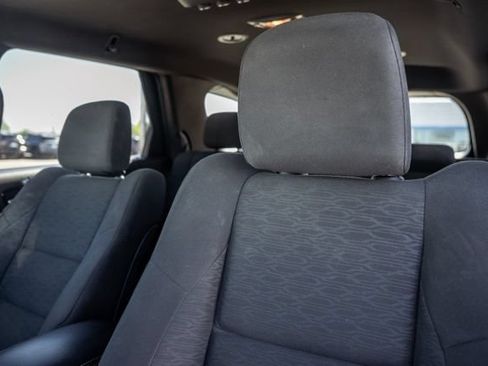 Used 2023 Dodge Durango SXT RWD image 24