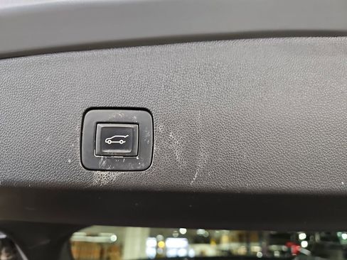 Used 2023 Buick Encore GX Select image 17