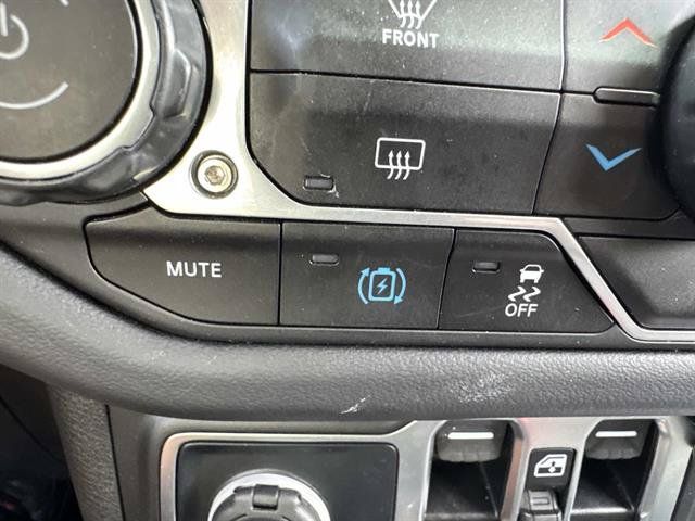 Used 2024 Jeep Wrangler Unlimited Rubicon 4xe AWD/4WD image 19
