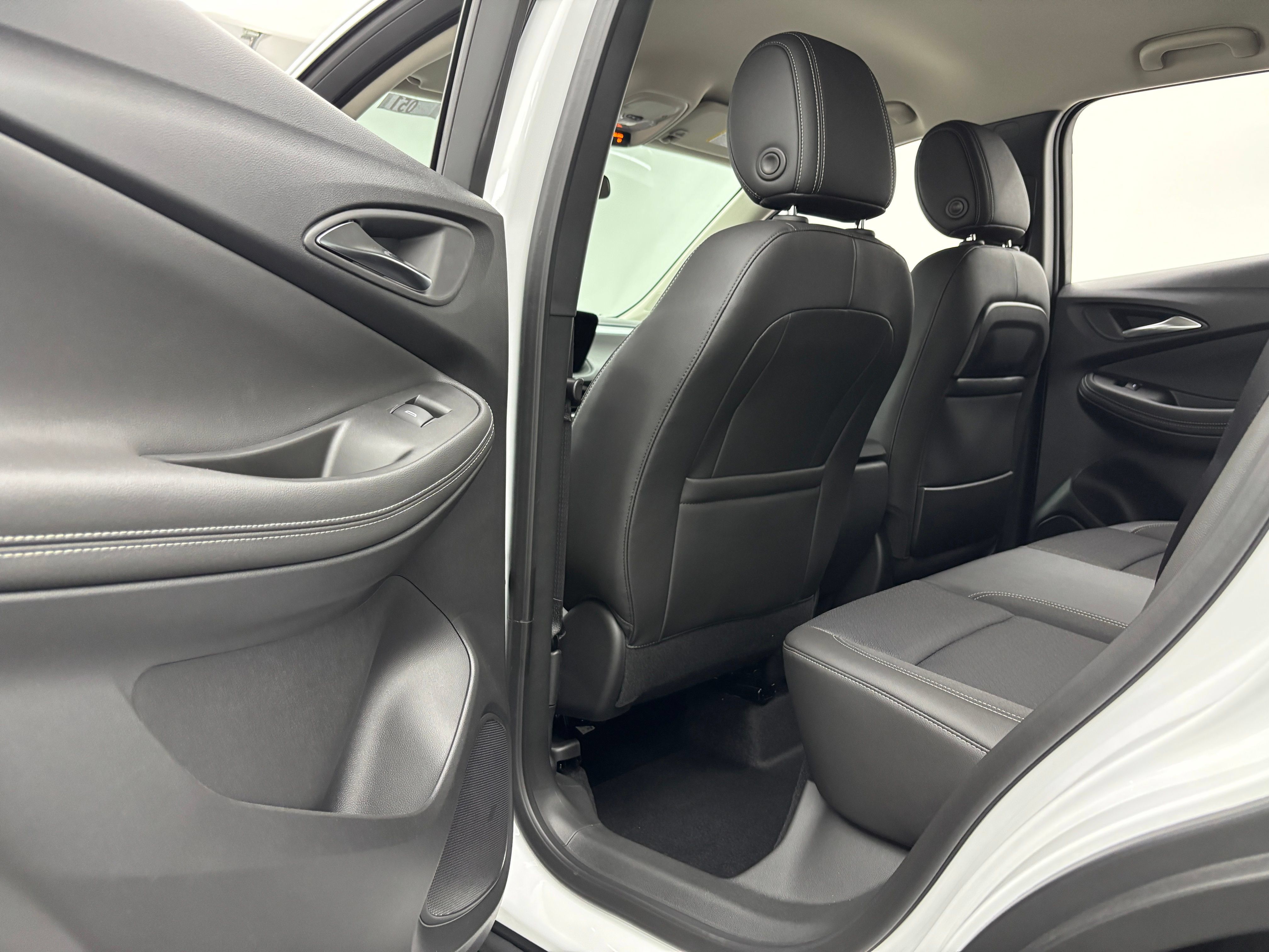 New 2026 Buick Encore GX Preferred w/ Advanced Technology Package FWD image 35