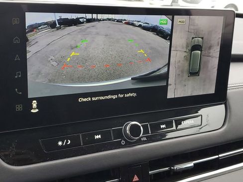 Used 2025 Mitsubishi Outlander SE image 30