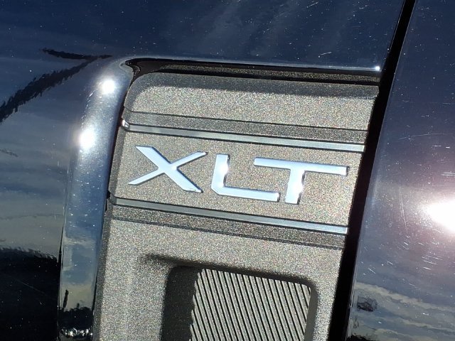 Used 2023 Ford Maverick XLT w/ Equipment Group 300A Standard AWD/4WD image 9