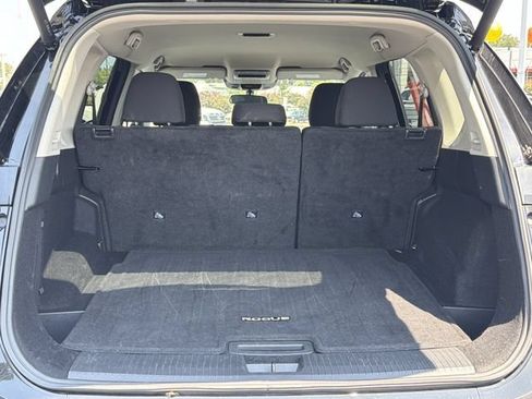 Used 2025 Nissan Rogue SV AWD/4WD image 27
