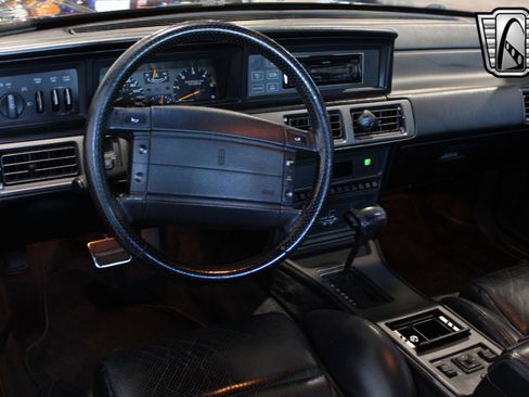 Used 1991 Lincoln Mark VII LSC image 19