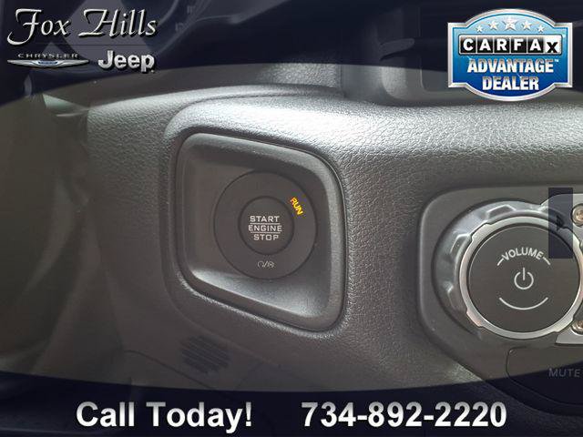 Certified 2025 Jeep Gladiator Sport AWD/4WD image 24