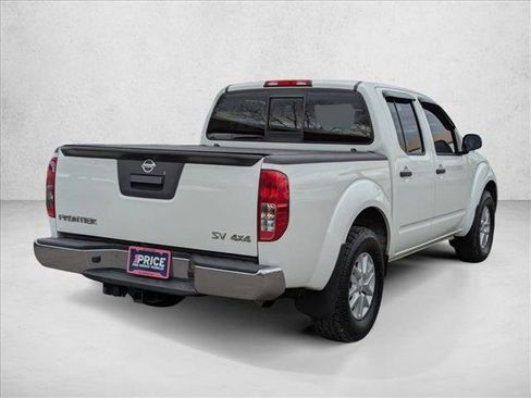 Used 2019 Nissan Frontier SV image 5