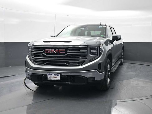 New 2026 GMC Sierra 1500 SLT w/ SLT Premium Plus Package image 3