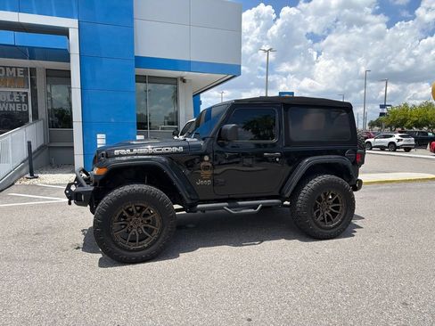 Used 2022 Jeep Wrangler Rubicon AWD/4WD image 15