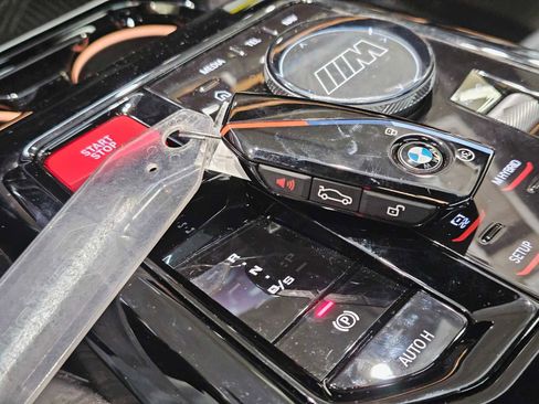 New 2026 BMW M5 w/ Executive Package image 30