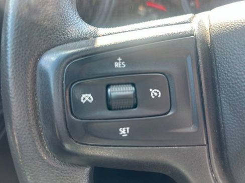 Used 2019 Chevrolet Silverado 1500 Custom Trail Boss w/ Custom Convenience Package AWD/4WD image 23