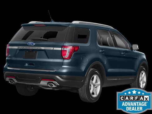 Used 2019 Ford Explorer Platinum AWD/4WD image 2