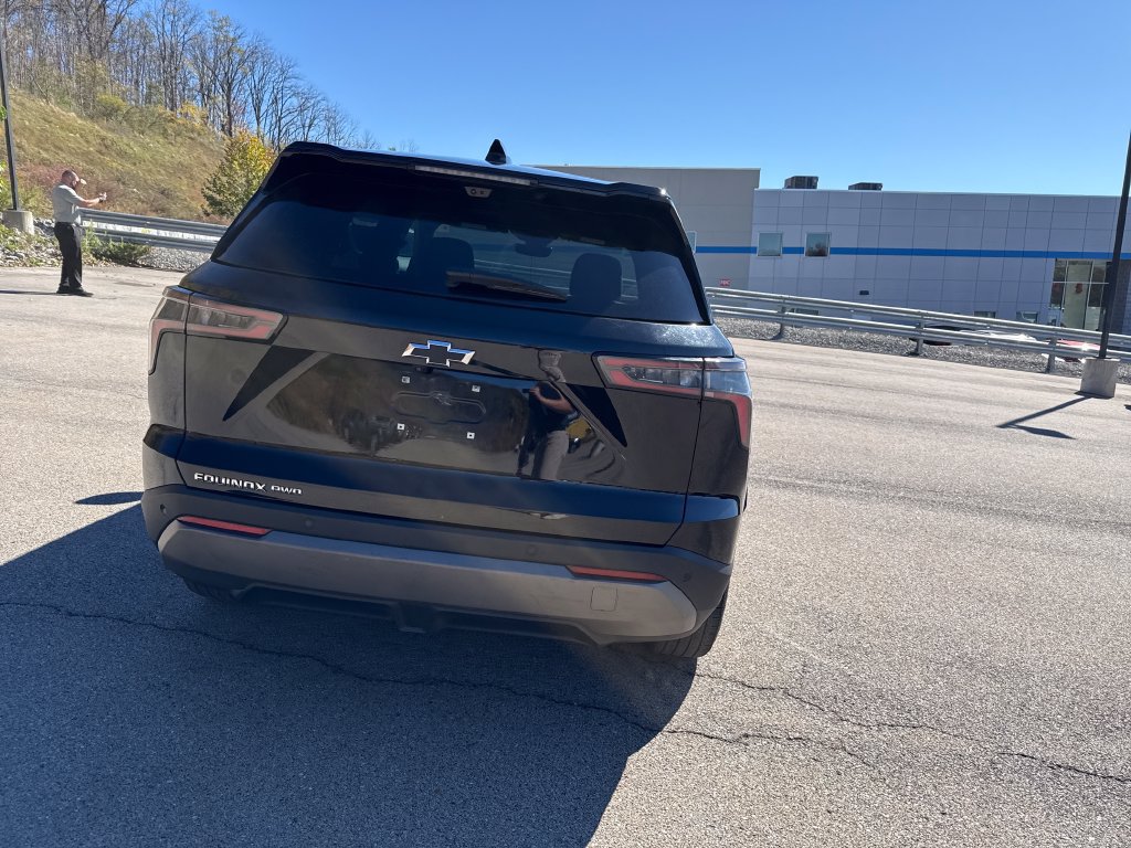 Used 2025 Chevrolet Equinox LT w/ Safety and Technology Package AWD/4WD image 7