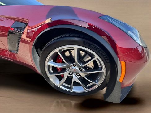 Used 2017 Chevrolet Corvette Z06 image 12