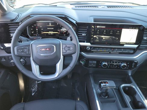New 2026 GMC Sierra 1500 SLT w/ SLT Premium Package image 8