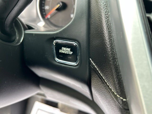 Used 2023 GMC Acadia SLT FWD image 22