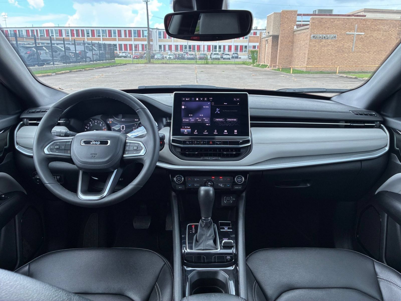 Used 2025 Jeep Compass Limited AWD/4WD image 33