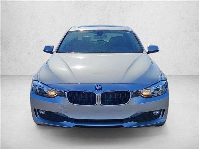 Used 2015 BMW 320i xDrive Sedan AWD/4WD image 2