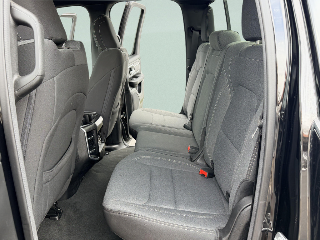 Used 2023 RAM 1500 Big Horn AWD/4WD image 12