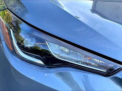 Used 2023 Toyota Corolla Cross AWD Hybrid image 27