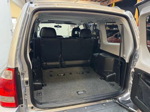 Used 2005 Mitsubishi Montero Limited image 19