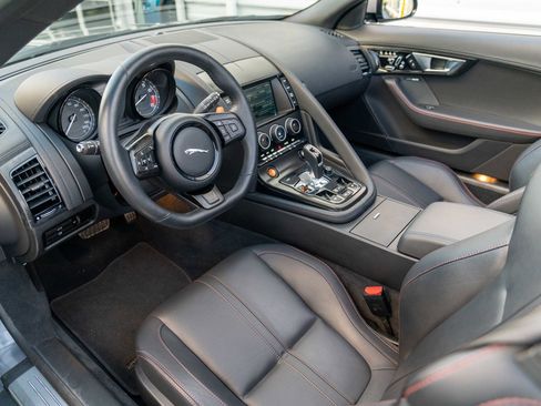 Used 2014 Jaguar F-TYPE S RWD image 11