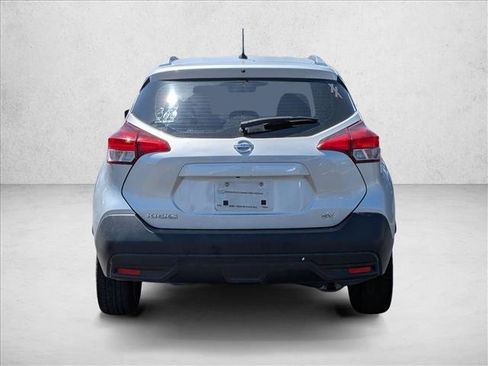 Used 2019 Nissan Kicks SV FWD image 6