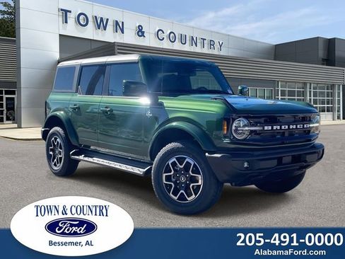 New 2025 Ford Bronco Outer Banks image 1
