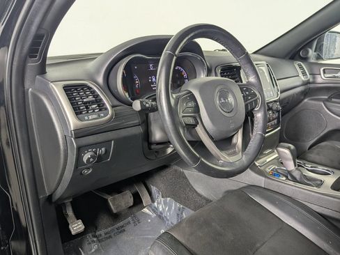 Used 2022 Jeep Grand Cherokee Laredo X RWD image 13
