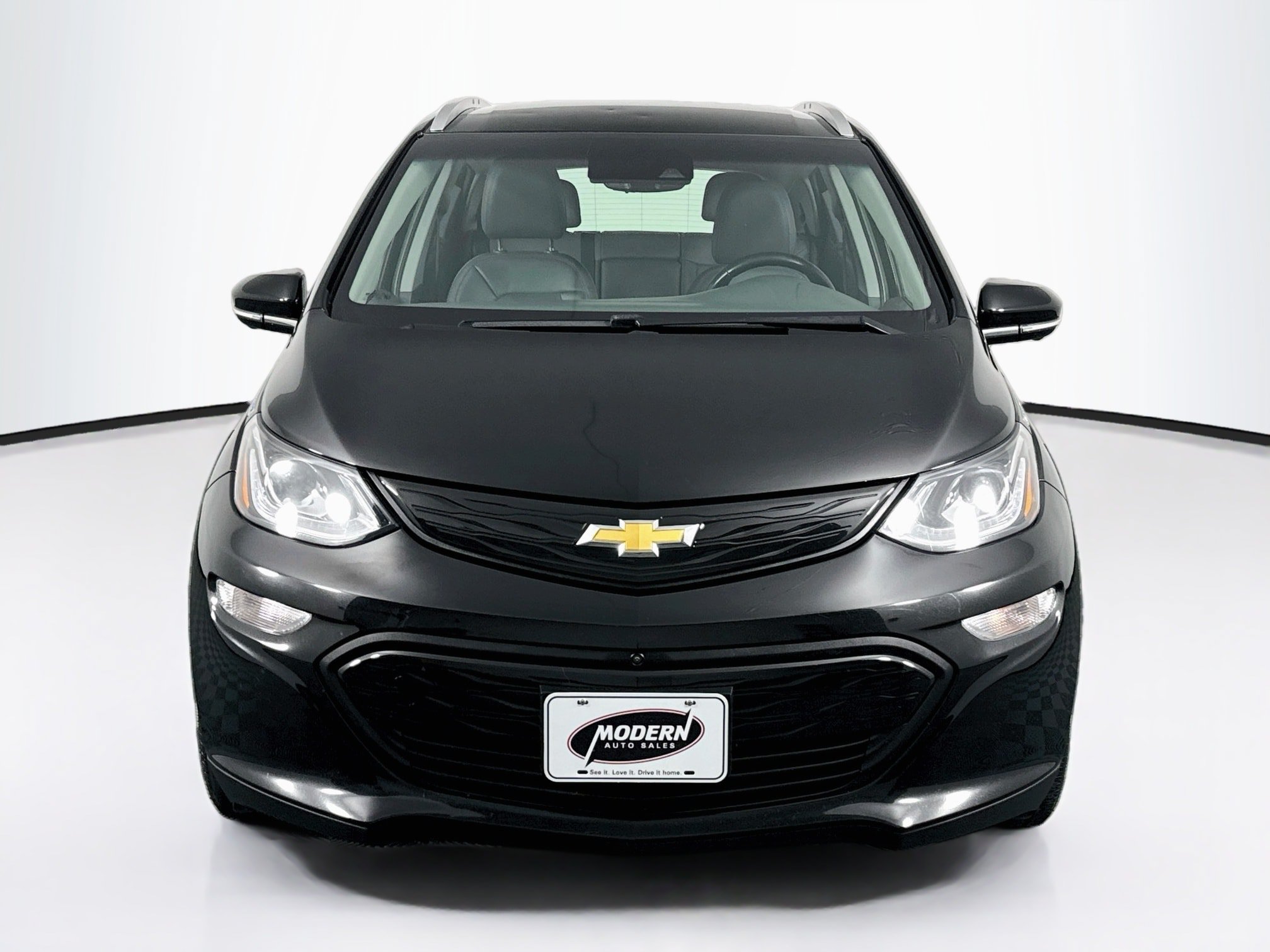 Used 2021 Chevrolet Bolt Premier w/ Infotainment Package FWD image 7