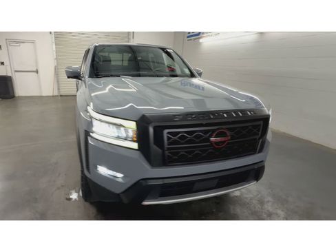 Used 2023 Nissan Frontier Pro-X w/ Pro Convenience Package RWD image 3