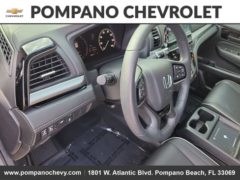 Used 2025 Honda Odyssey Touring image 18