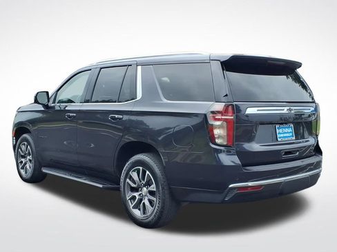 Used 2023 Chevrolet Tahoe LT w/ Luxury Package RWD image 9