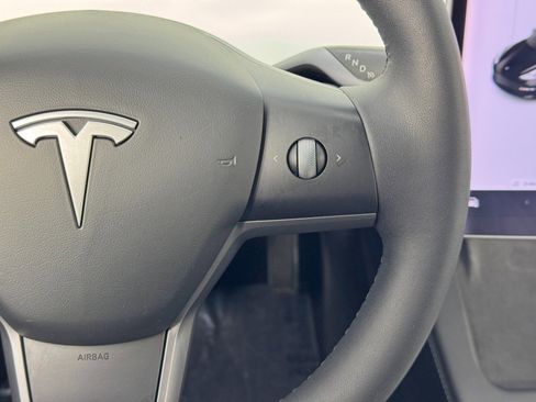 Used 2021 Tesla Model 3 Standard Range Plus image 20