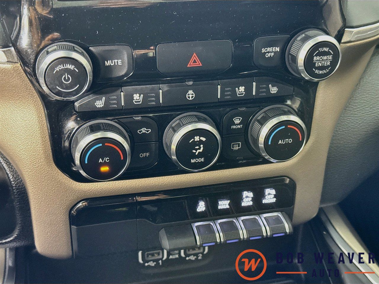 Used 2022 RAM 1500 Laramie AWD/4WD image 19
