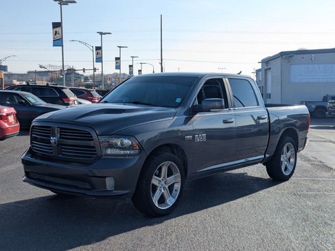 Used 2016 RAM 1500 Sport RWD image 9