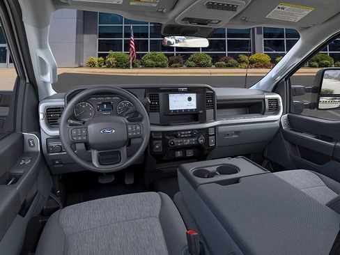 New 2026 Ford F350 XL w/ 360-Degree Camera Package RWD image 9