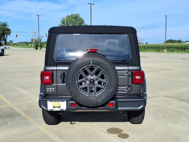 Used 2024 Jeep Wrangler Sport AWD/4WD image 20