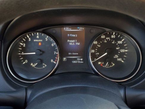 Used 2017 Nissan Rogue S w/ Appearance Package image 12