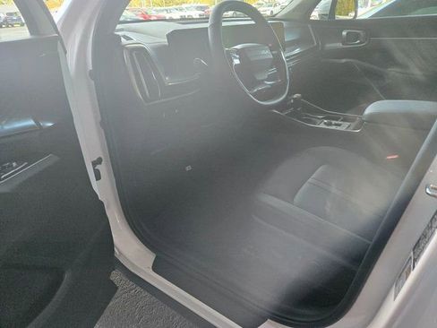 New 2026 Kia Sorento S w/ S Panoramic Sunroof Package image 3