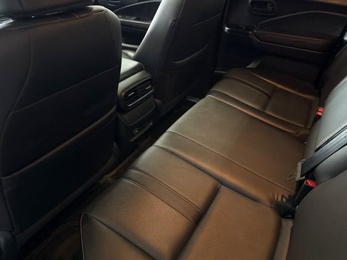 Used 2025 Honda Ridgeline TrailSport image 13