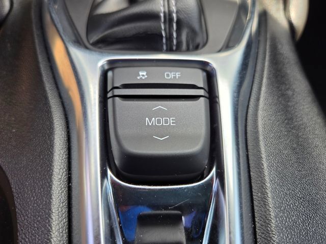 Used 2023 Chevrolet Camaro LT RWD image 67