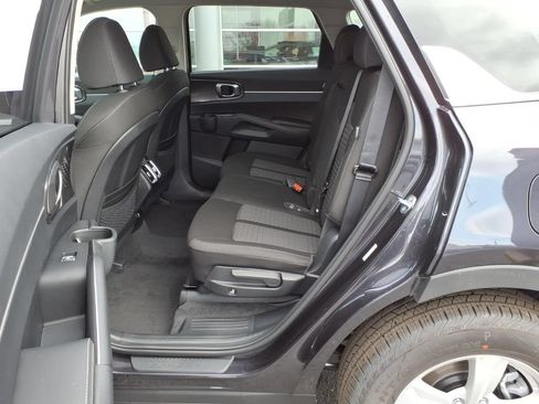 New 2026 Kia Sorento LX FWD image 13