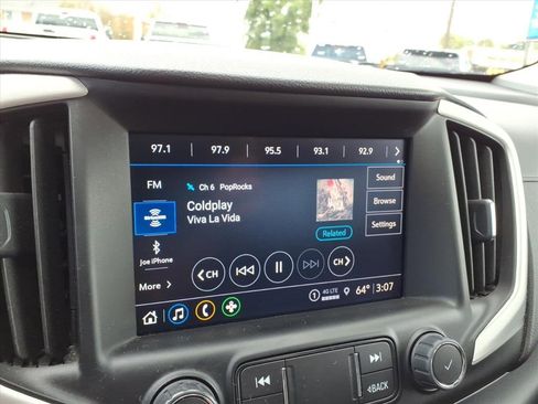 Used 2022 GMC Terrain SLT w/ Tech Package image 21